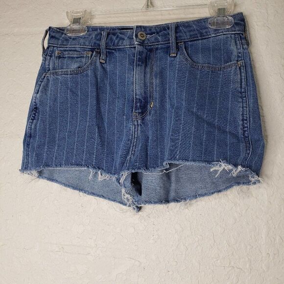 Hollister High-Rise Mom Denim Jean Shorts 28 - Picture 3 of 13